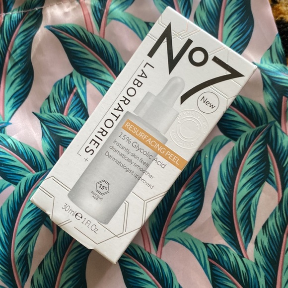Laboratories No. 7 Resurfacing Peel 15% Glycolic Acid NIB - Picture 2 of 15